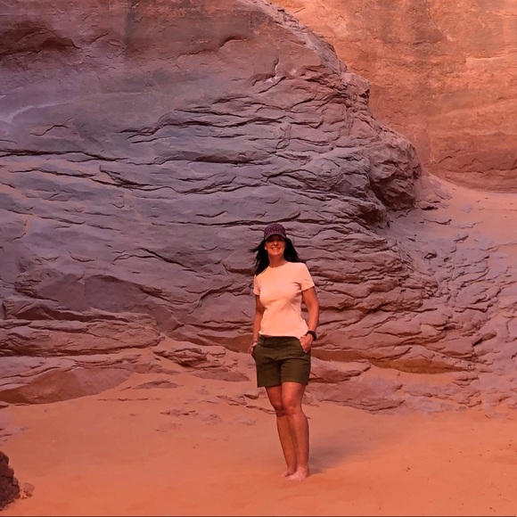 Meet your Posher, Bruna - Picture 1 of 1